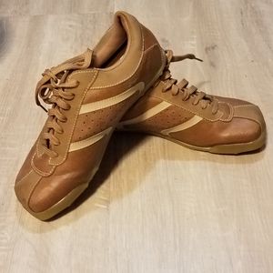 Retro tan tennis shoes